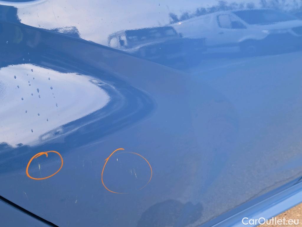  Toyota  Yaris TOYOTA  / 2020 / 5P / berlina con portón 1.5 120H Style #14