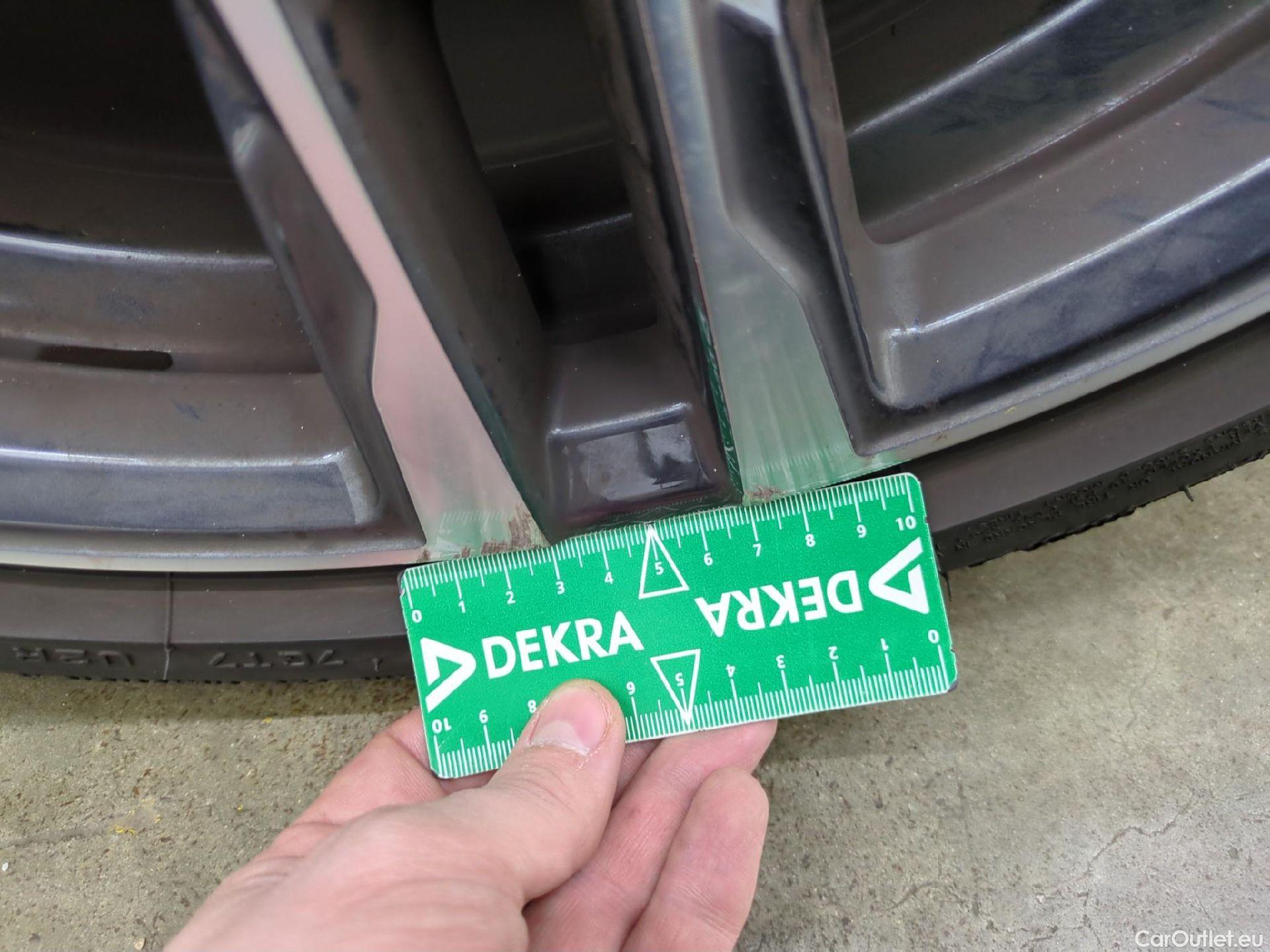  Bmw  Serie 1 Série 1 Berline 118 i M Sport 1.5 135CV BVA7 E6d #27