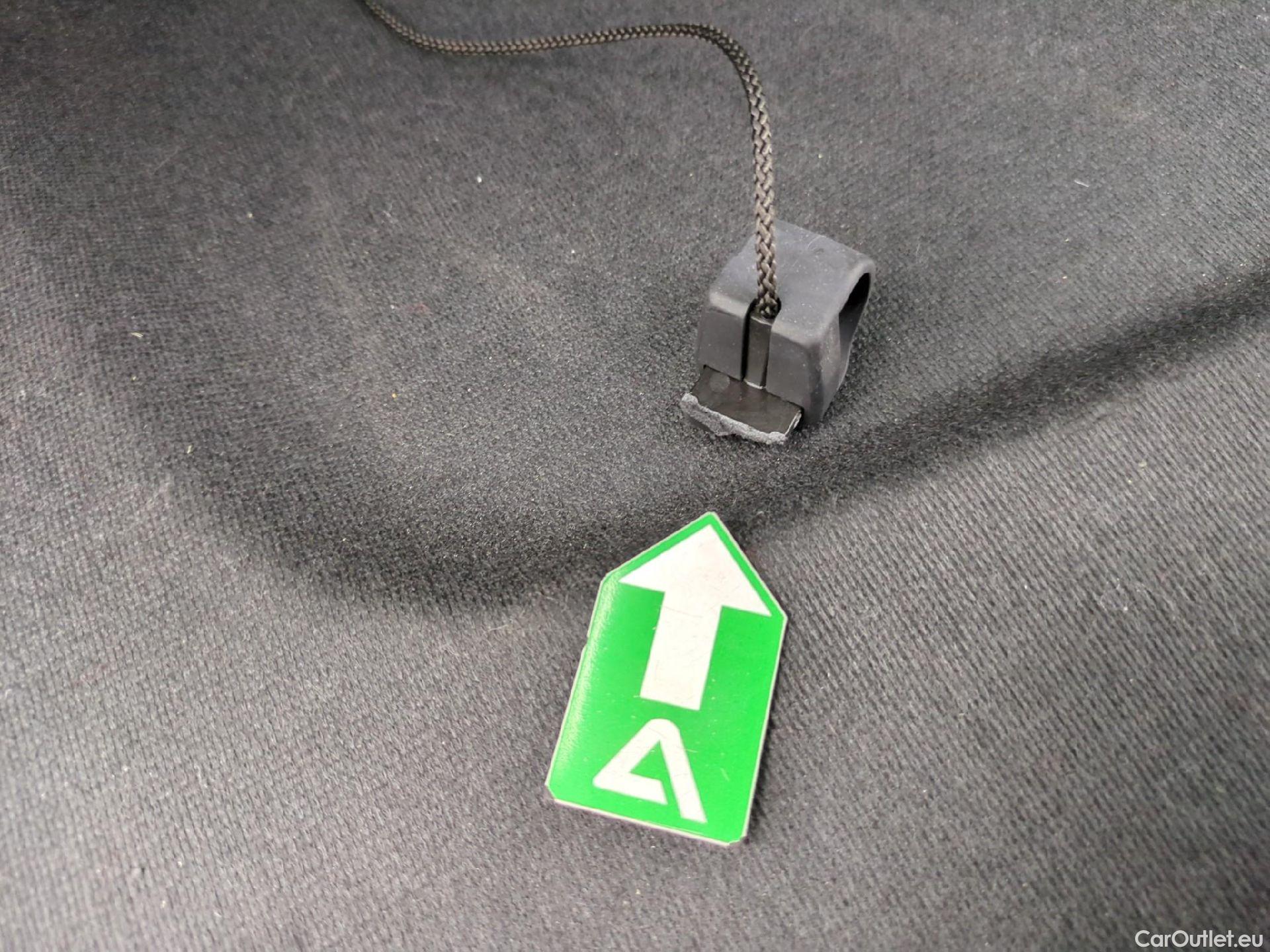  Bmw  Serie 1 Série 1 Berline 118 i M Sport 1.5 135CV BVA7 E6d #2