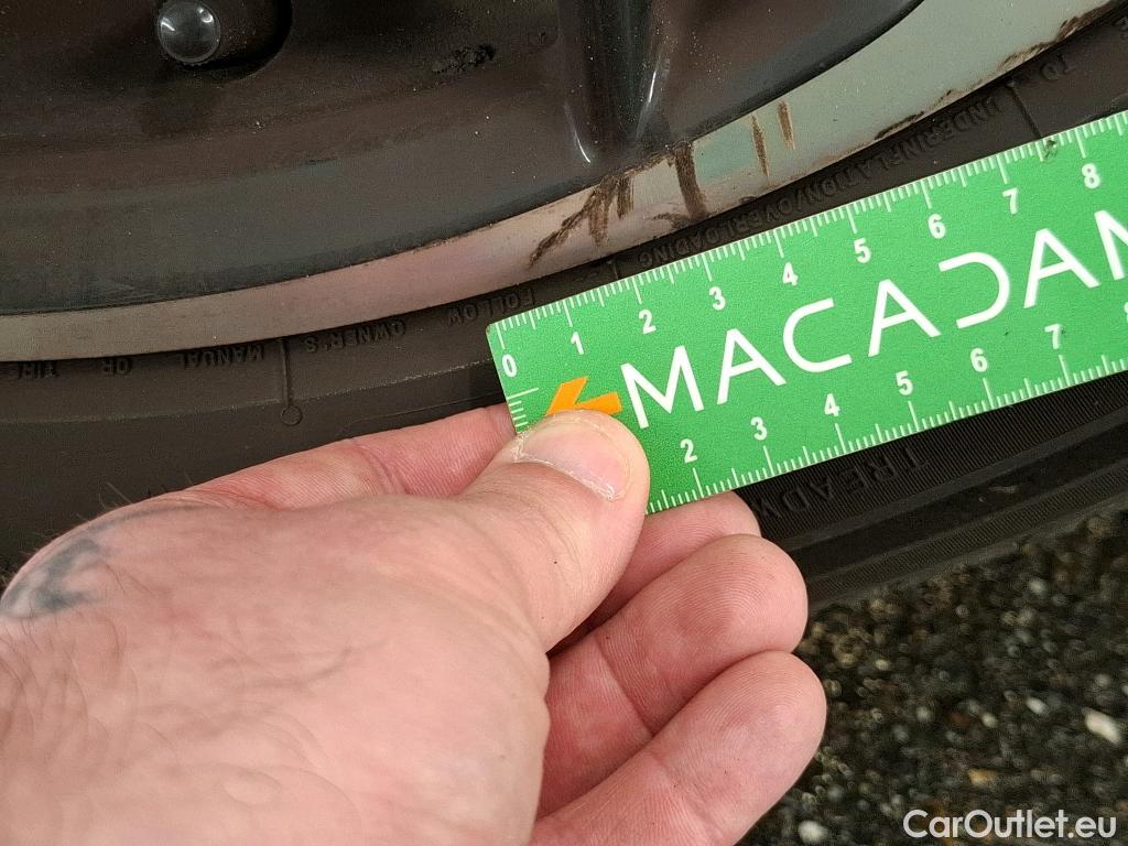  DS  DS7 7 Crossback Business 1.2 PureTech 130CV BVA8 E6d #18