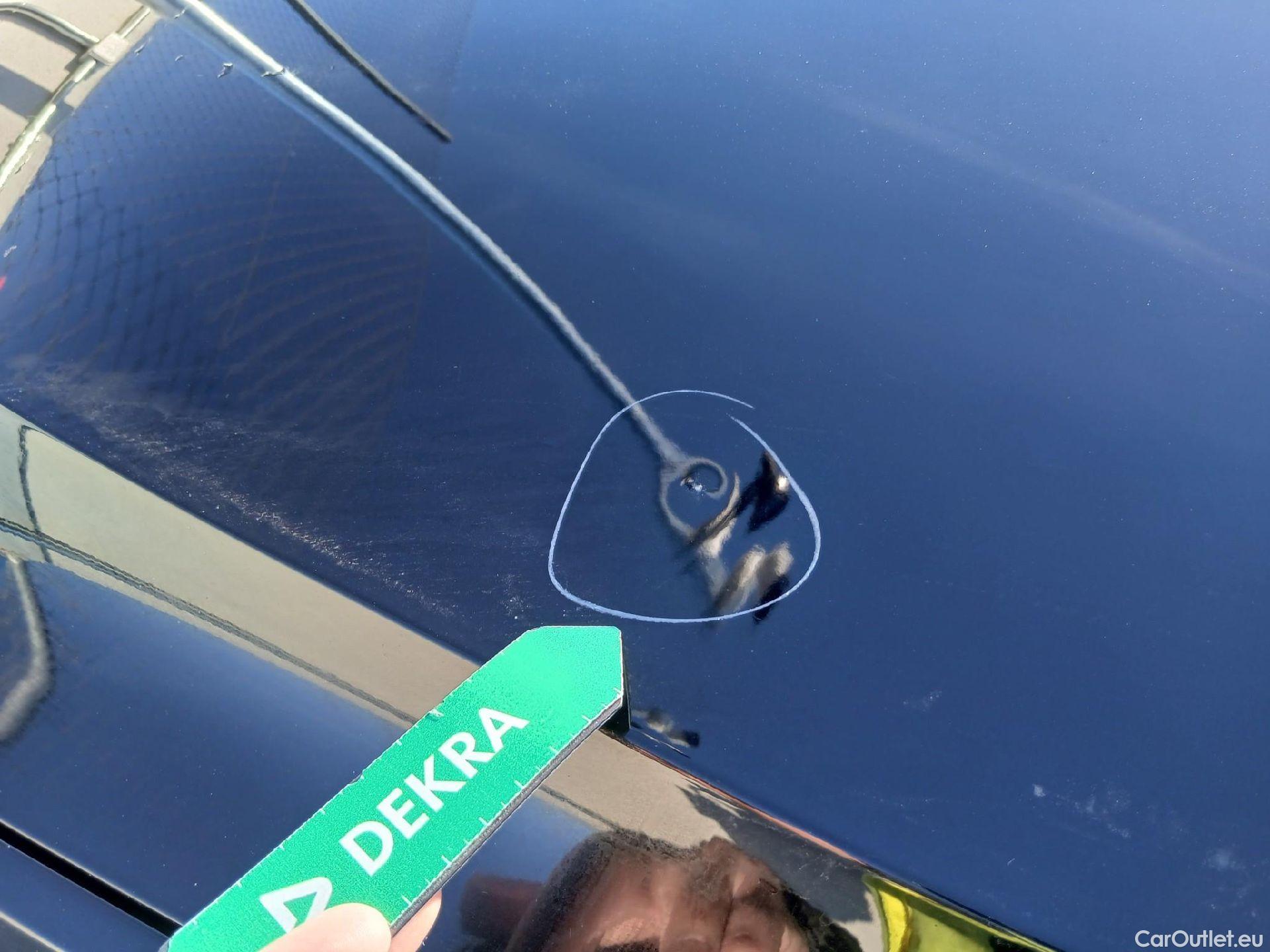  Volkswagen  Passat VOLKSWAGEN  / 2019 / 5P / familiar Variant Executive 2.0 TDI 110kW DSG #3