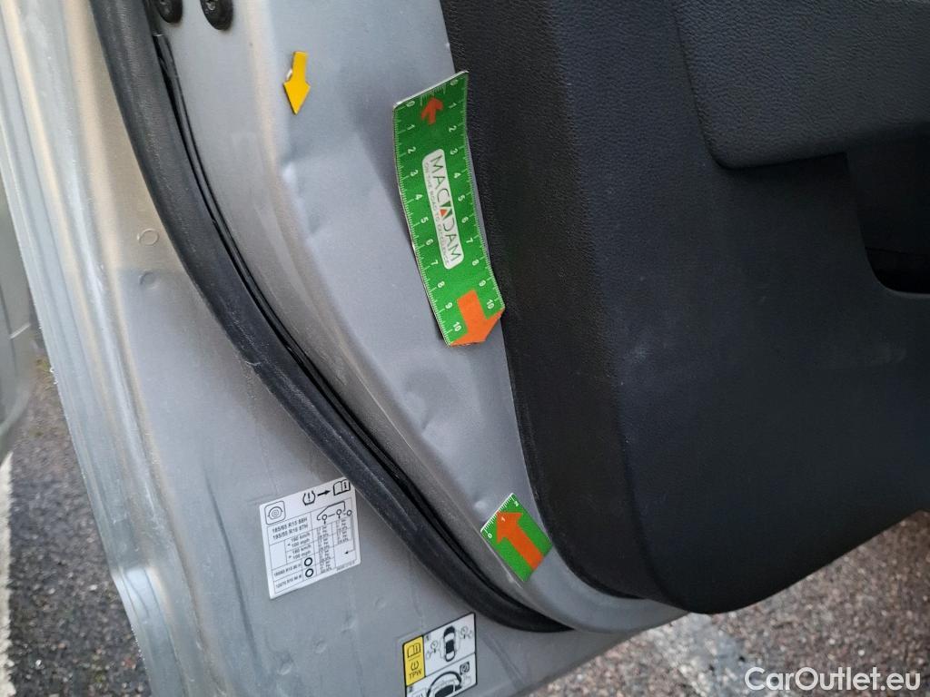  Renault  Clio  V Intens 1.0 TCe 100CV BVM5 E6dT #10