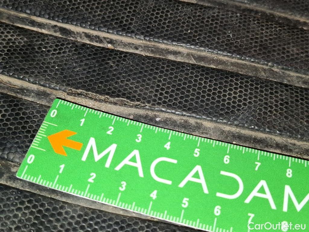  Peugeot  208  Premium Affaire 1.2 PureTech 75CV BVM5 E6d #11