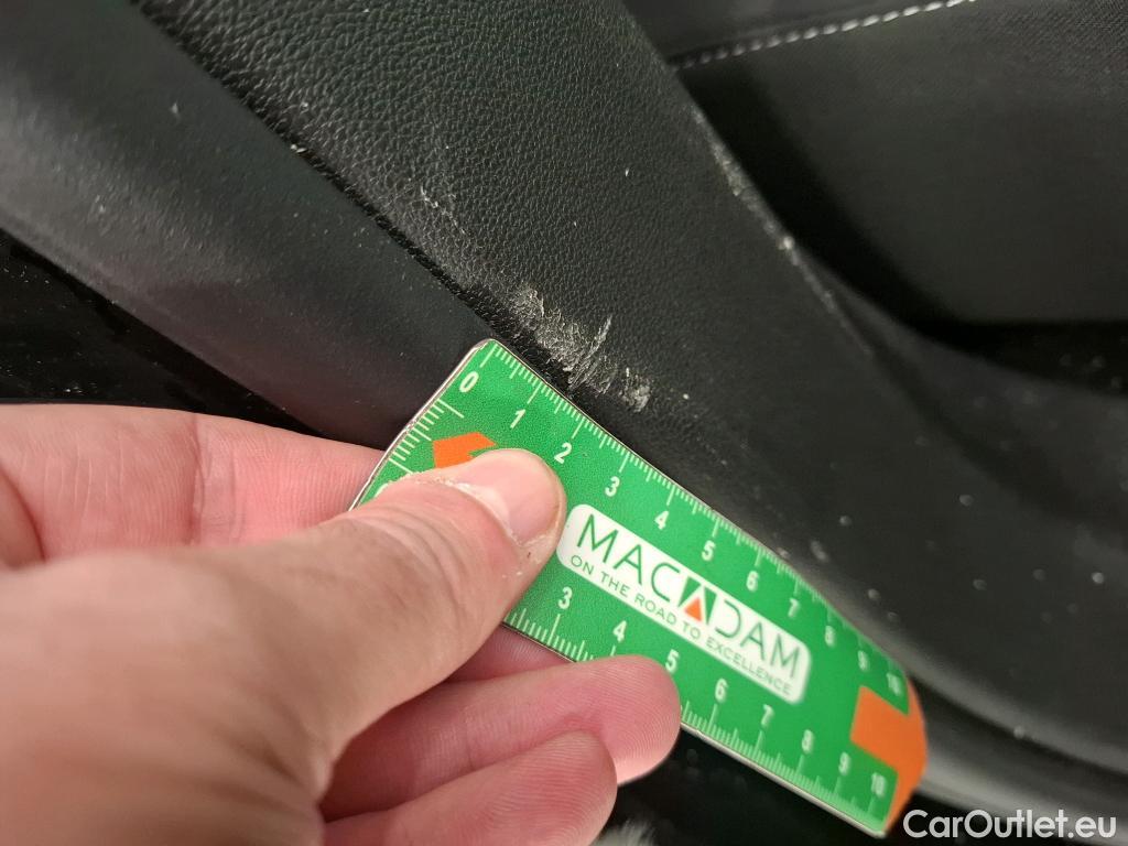  Opel   Grandland X OPEL / 2017 / 5P / SUV 1.5 DIESEL 130 EDITION BUSINESS AUTO #28