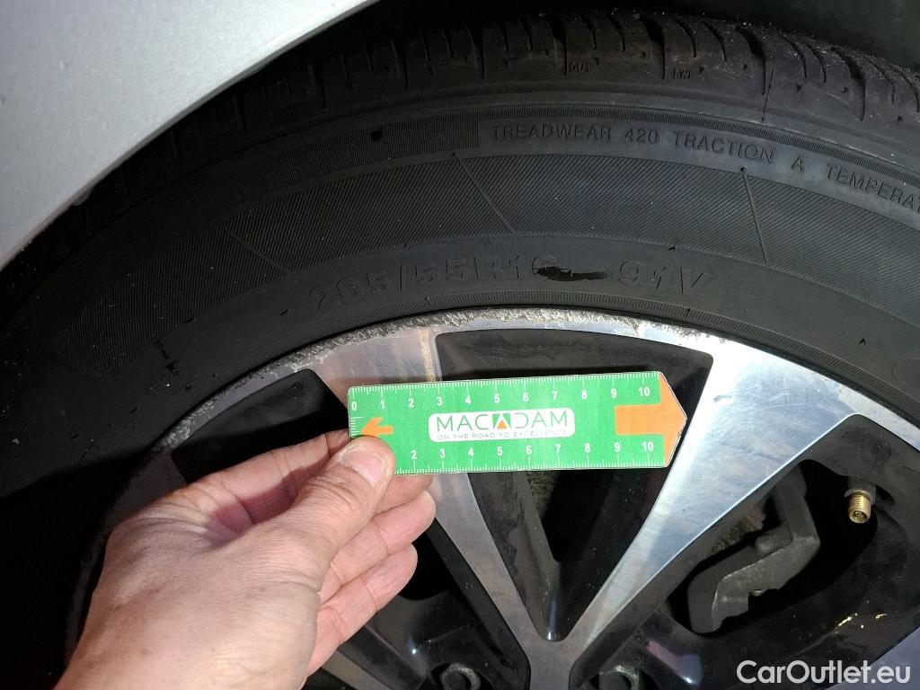  Renault  Clio  V Intens 1.0 TCe 100CV BVM5 E6dT #25