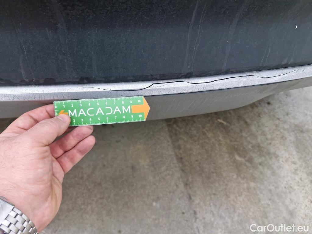  KIA  XCeed KIA  / 2019 / 5P / Crossover 1.6 GDI ISG ISG PHEV ACTIVE BUS DCT6 #3