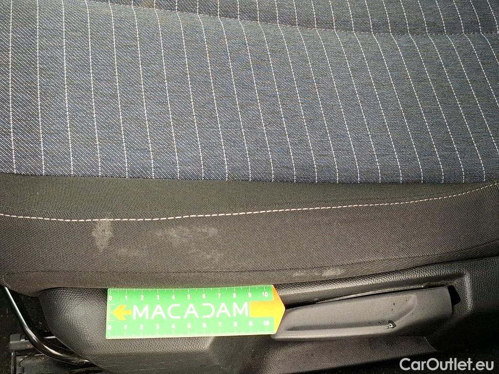  Peugeot  208  Premium Affaire 1.2 PureTech 75CV BVM5 E6d #28