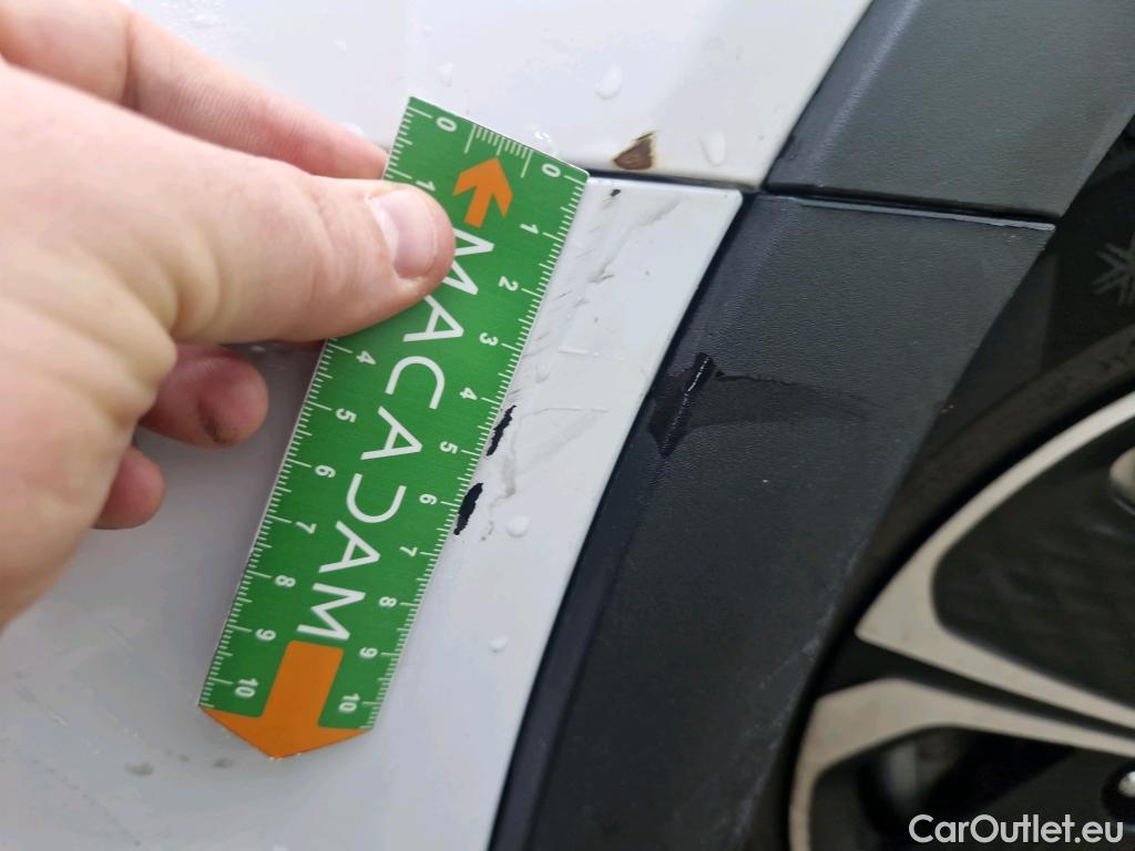  KIA  XCeed KIA  / 2019 / 5P / Crossover 1.6 GDI ISG ISG PHEV ACTIVE BUS DCT6 #11