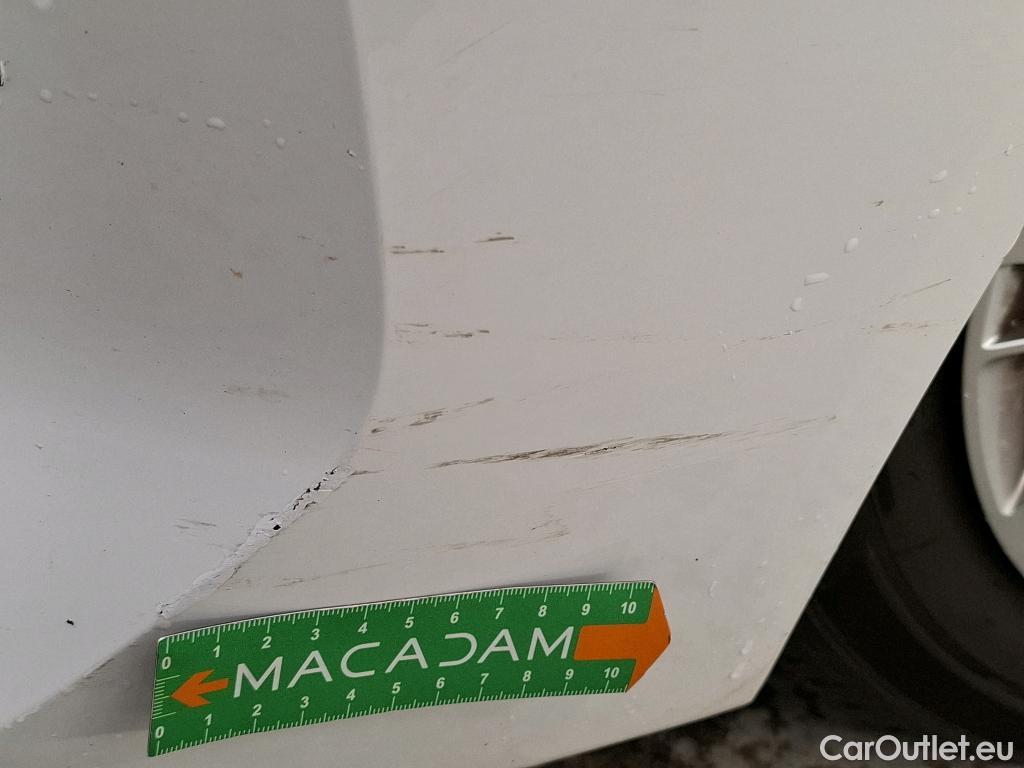  Peugeot  208  Premium Affaire 1.2 PureTech 75CV BVM5 E6d #5