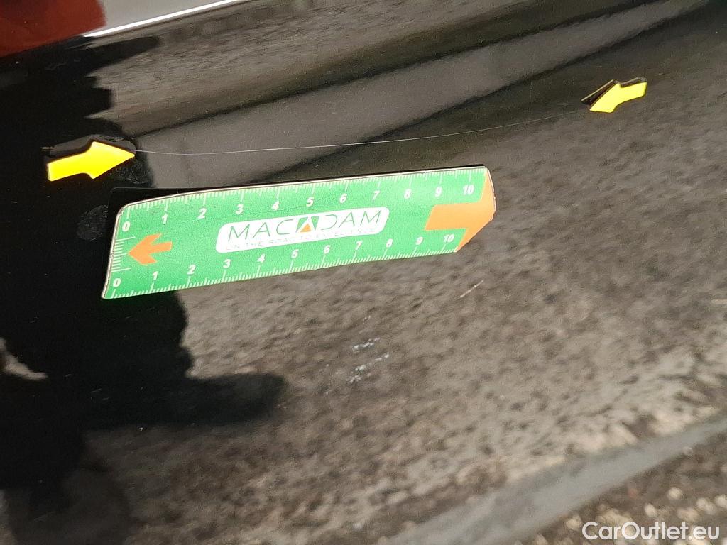  Opel   Grandland X OPEL / 2017 / 5P / SUV 1.5 DIESEL 130 EDITION BUSINESS AUTO #18