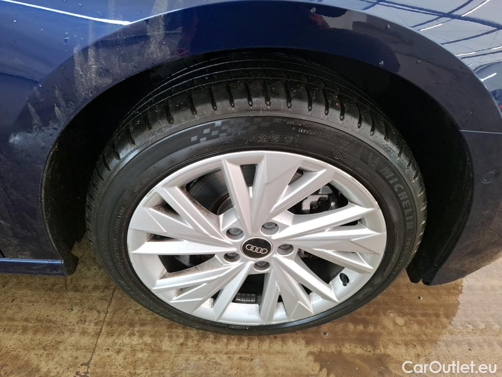  Audi  A3 AUDI  Sportback / 2020 / 5P / Berline 40 TFSI e 204 S Tronic Design Luxe #20