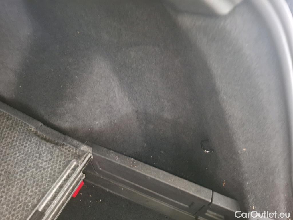  Audi  Q4 E-Tron  40 e-tron Executive 82kWh BVA #37