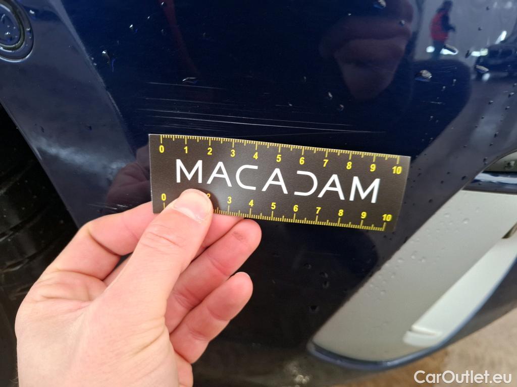  Audi  A3 AUDI  Sportback / 2020 / 5P / Berline 40 TFSI e 204 S Tronic Design Luxe #3