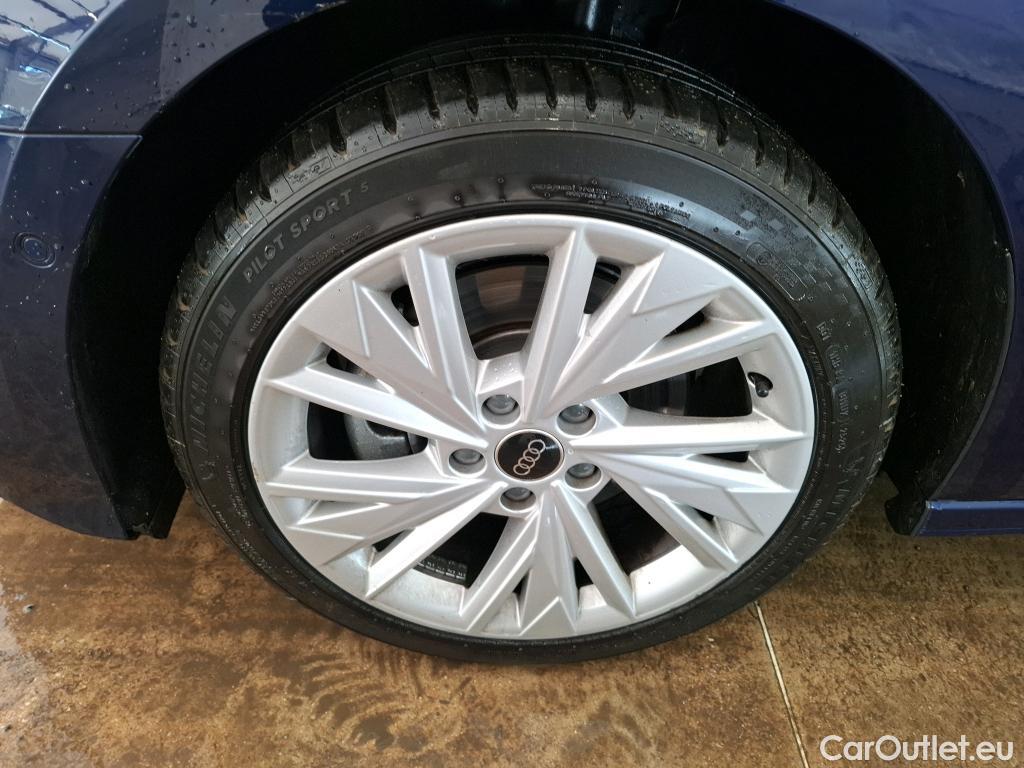  Audi  A3 AUDI  Sportback / 2020 / 5P / Berline 40 TFSI e 204 S Tronic Design Luxe #12