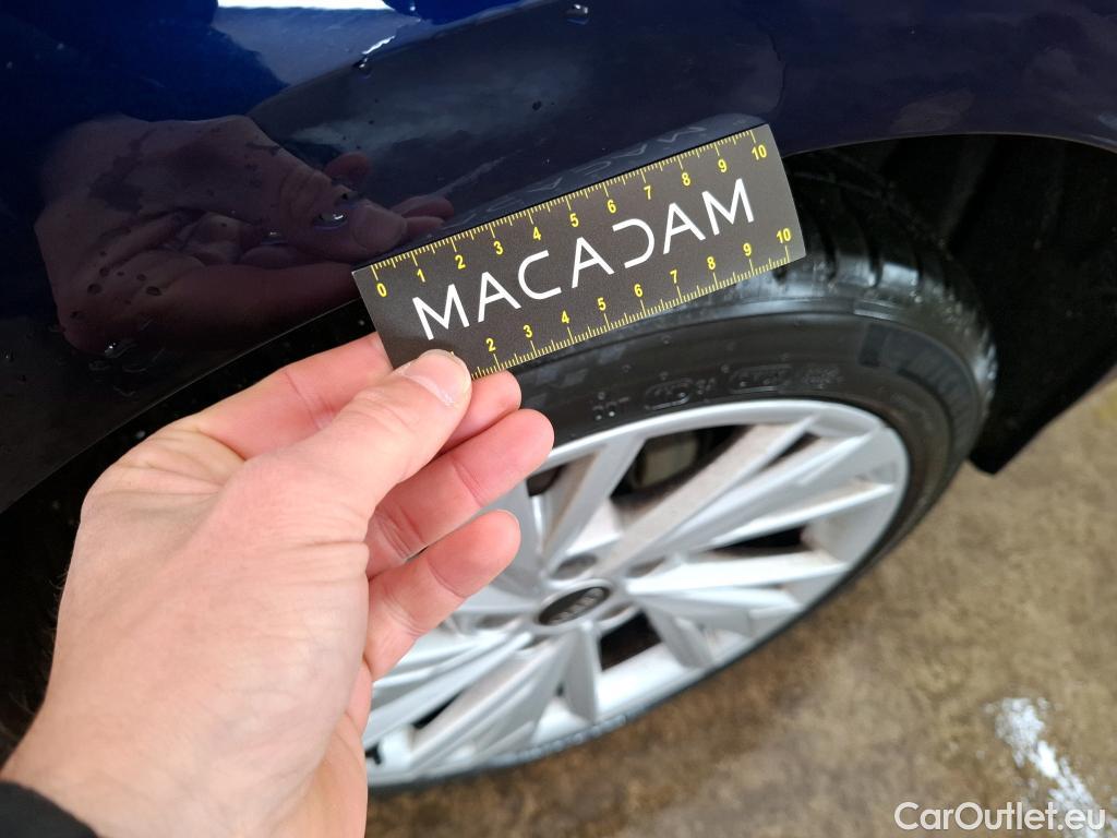  Audi  A3 AUDI  Sportback / 2020 / 5P / Berline 40 TFSI e 204 S Tronic Design Luxe #47