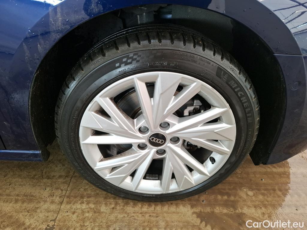  Audi  A3 AUDI  Sportback / 2020 / 5P / Berline 40 TFSI e 204 S Tronic Design Luxe #21