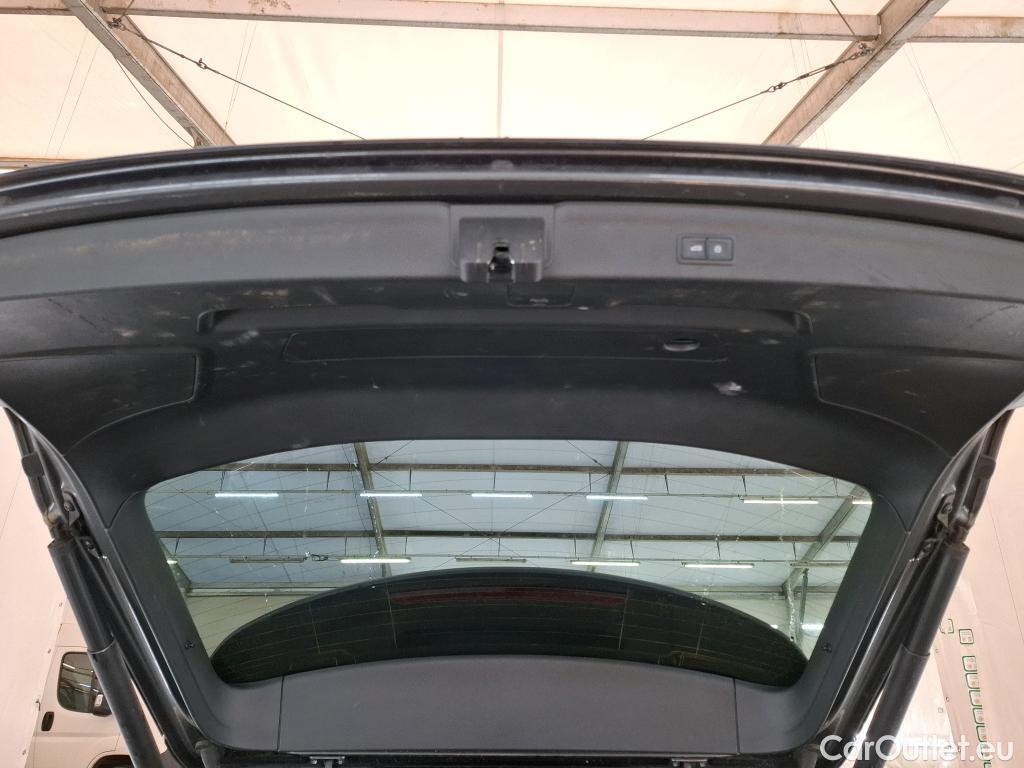  Audi  Q3 AUDI  / 2018 / 5P / SUV 35 TFSI 150 MHEV S TRONIC S EDITION(SL) #10