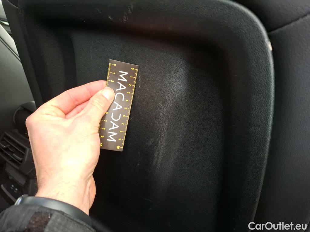  Audi  A3 AUDI  Sportback / 2020 / 5P / Berline 40 TFSI e 204 S Tronic Design Luxe #31