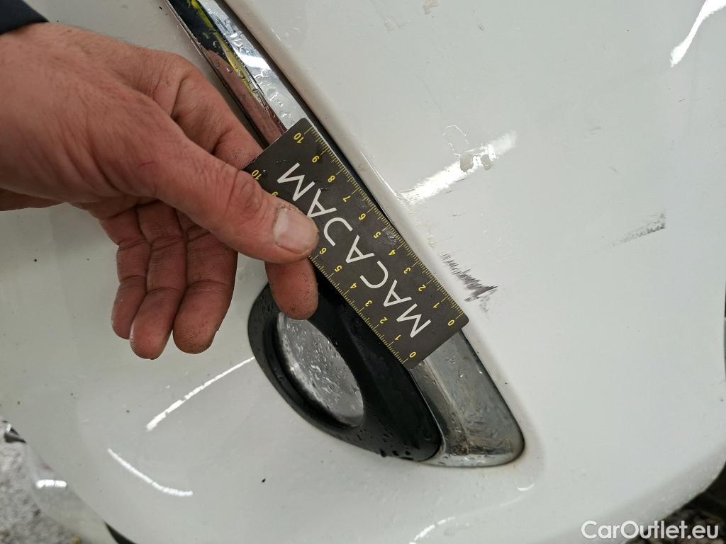  Toyota  Yaris TOYOTA  5p Berline 110 VVT-i France Business #18