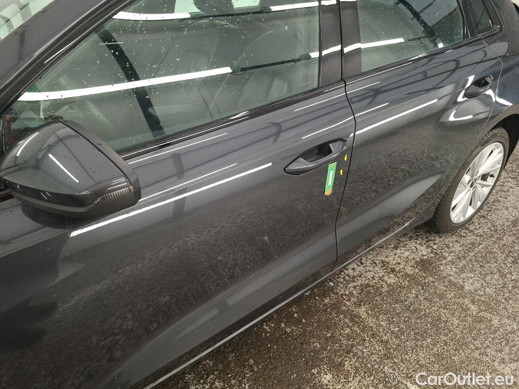  Audi  A3 AUDI  Sportback / 2020 / 5P / Berline 35 TFSI 150 MHEV S Tronic Design Luxe #8