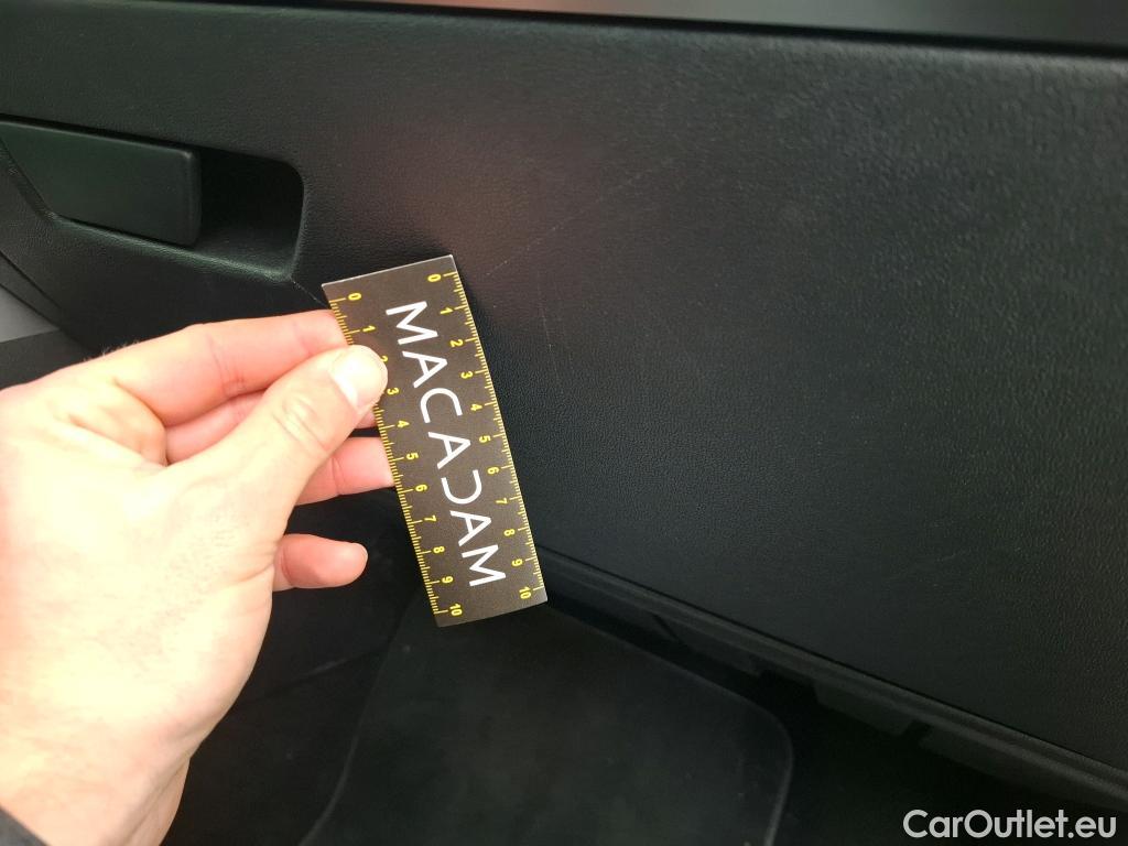  Audi  A3 AUDI  Sportback / 2020 / 5P / Berline 40 TFSI e 204 S Tronic Design Luxe #36