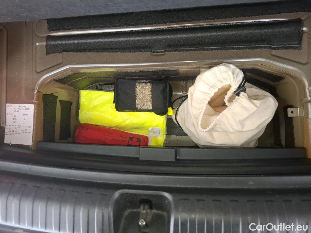  Audi  Q4 E-Tron  40 e-tron Executive 82kWh BVA #56