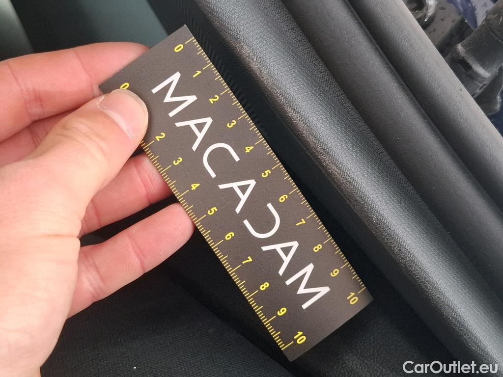  Audi  A3 AUDI  Sportback / 2020 / 5P / Berline 40 TFSI e 204 S Tronic Design Luxe #38