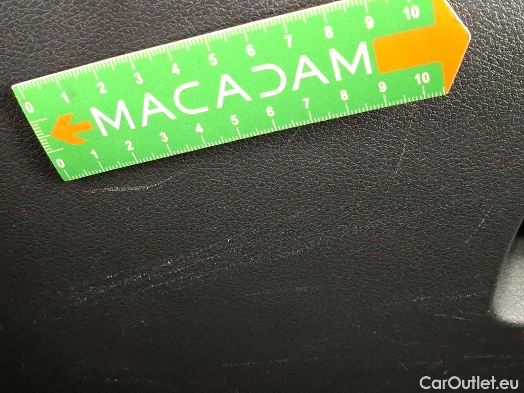  Renault  Trafic  Fourgon L1H1 1000 Confort 1.6 dCi 95CV BVM6 E6dT #38