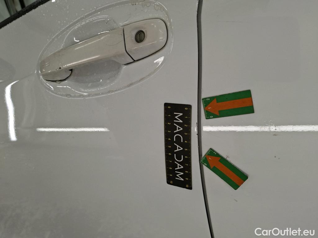  Toyota  Yaris TOYOTA  5p Berline 110 VVT-i France Business #12