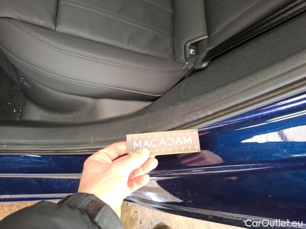  Audi  A3 AUDI  Sportback / 2020 / 5P / Berline 40 TFSI e 204 S Tronic Design Luxe #25