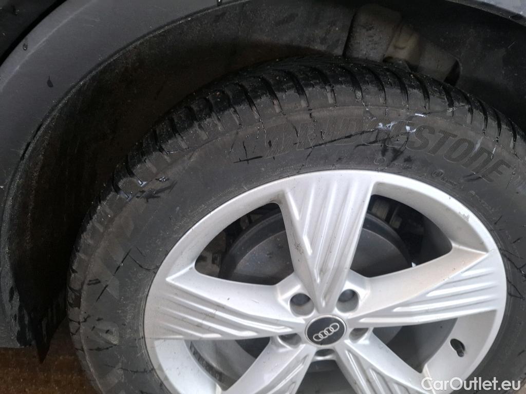  Audi  Q4 E-Tron  40 e-tron Executive 82kWh BVA #44