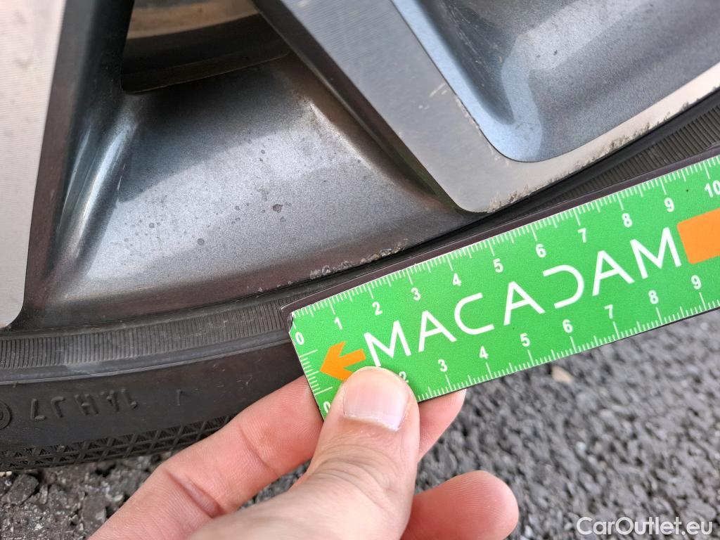  Hyundai  Konna HYUNDAI Kona / 2020 / 5P / SUV 1.6 HYBRID 141 EXECUTIVE HEV #15