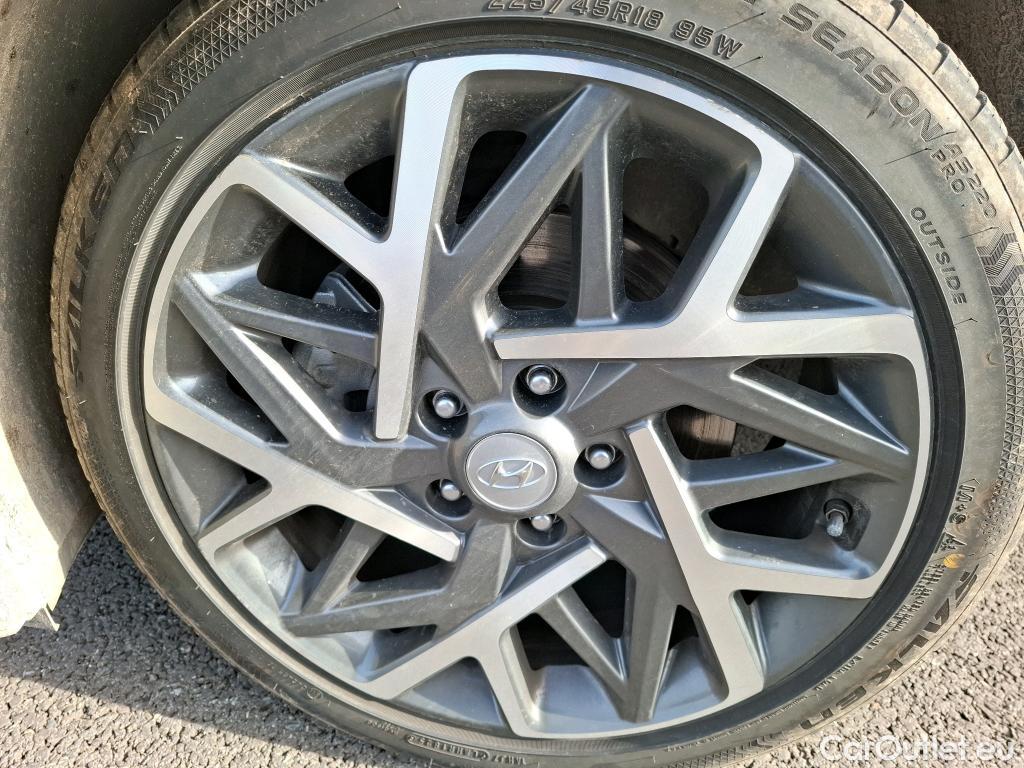  Hyundai  Konna HYUNDAI Kona / 2020 / 5P / SUV 1.6 HYBRID 141 EXECUTIVE HEV #30