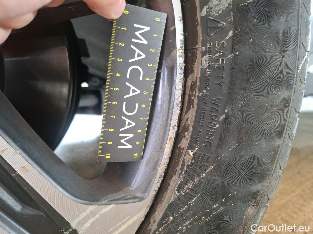  KIA  Sorento KIA  / 2020 / 5P / SUV 1.6 T-GDi PHEV 265 4x4 Premium 7 places #5