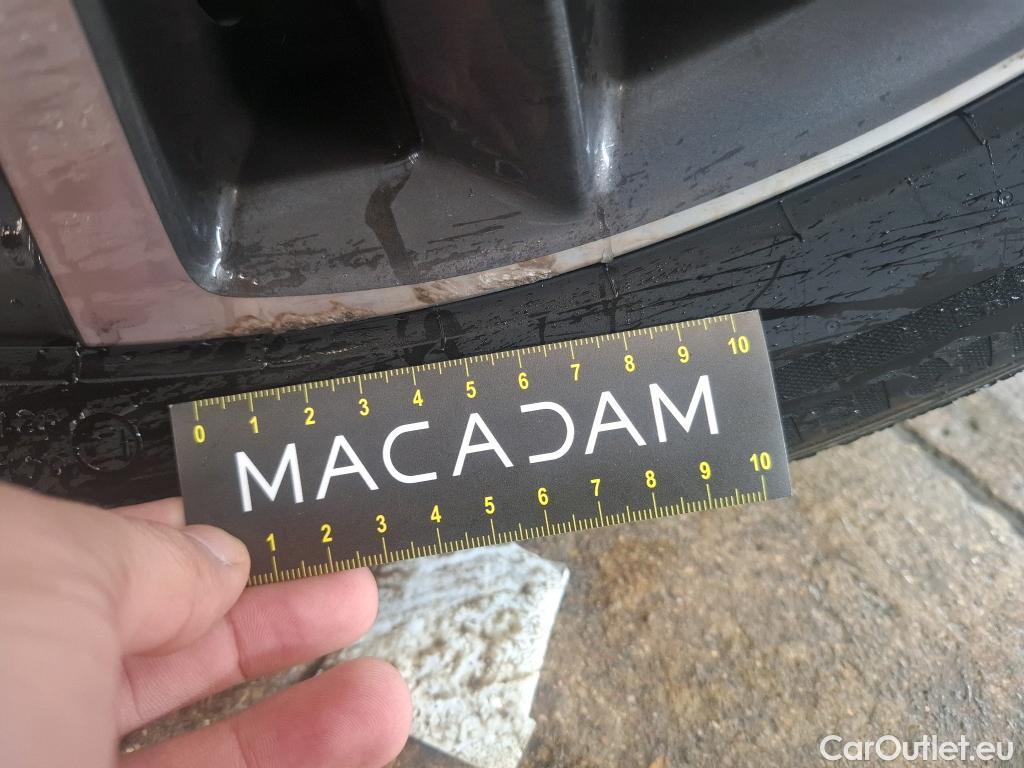  Peugeot  3008 PEUGEOT   2020 5P SUV 16 HYBRID 225 EEAT8 Allure Pack #18