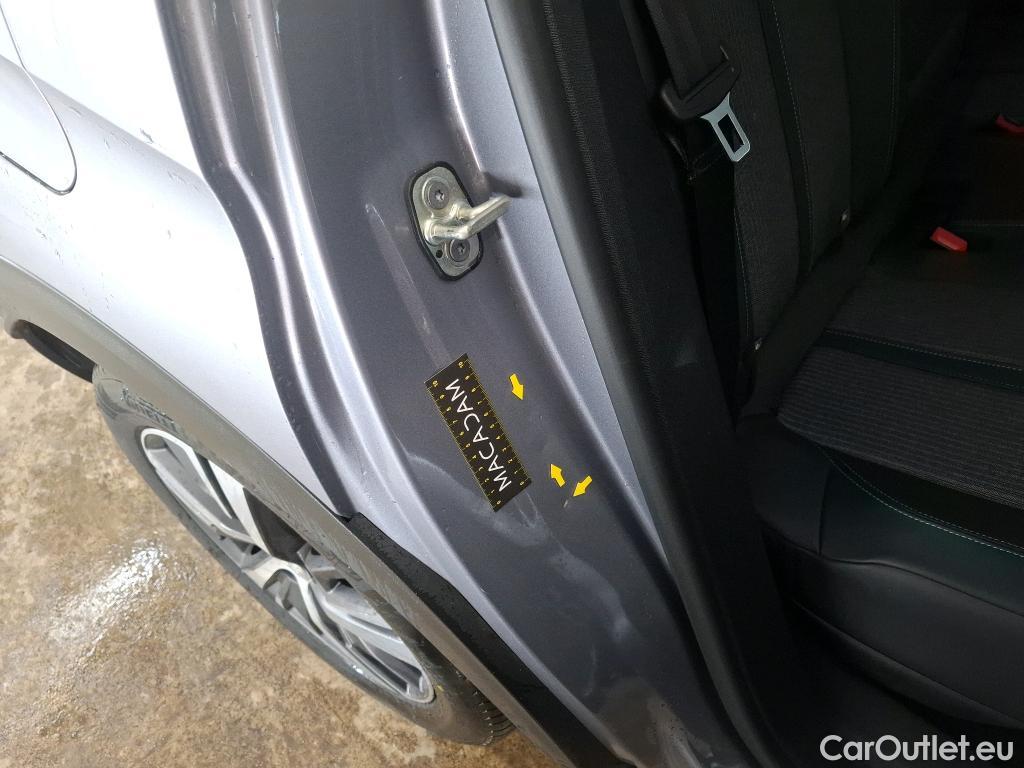  Peugeot  3008 PEUGEOT   2020 5P SUV 16 HYBRID 225 EEAT8 Allure Pack #5