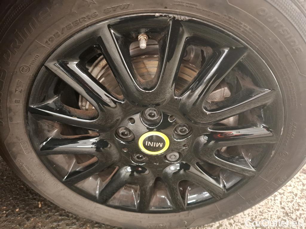  Mini  Mini   Electric / 2021 / 3P / Berline Cooper SE Edition Premium Plus 184ch BVA #2