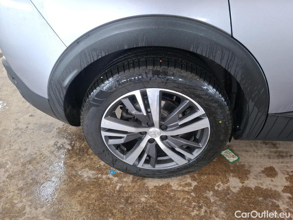  Peugeot  3008 PEUGEOT   2020 5P SUV 16 HYBRID 225 EEAT8 Allure Pack #31