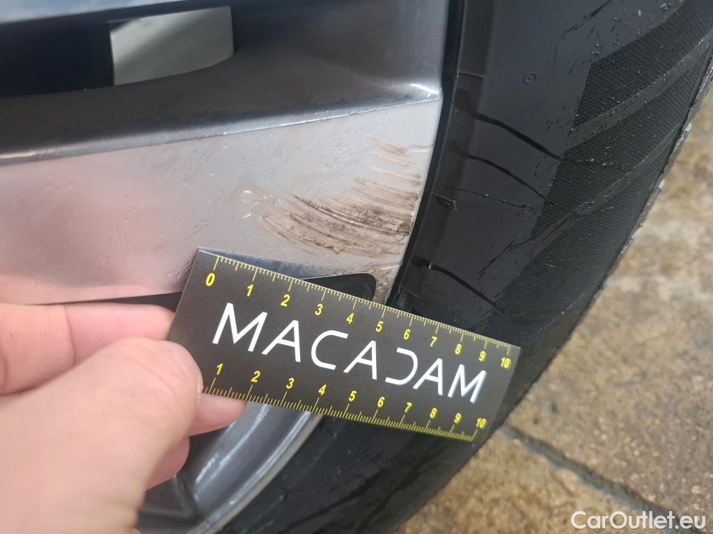  Peugeot  3008 PEUGEOT   2020 5P SUV 16 HYBRID 225 EEAT8 Allure Pack #16