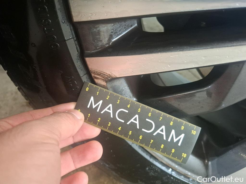  Peugeot  3008 PEUGEOT   2020 5P SUV 16 HYBRID 225 EEAT8 Allure Pack #20