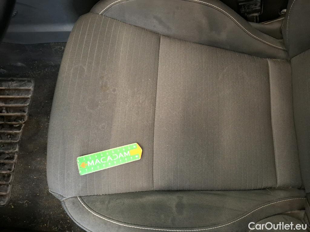  Renault  Arkana RENAULT  / 2021 / 5P / SUV Business TCe 140 EDC #21