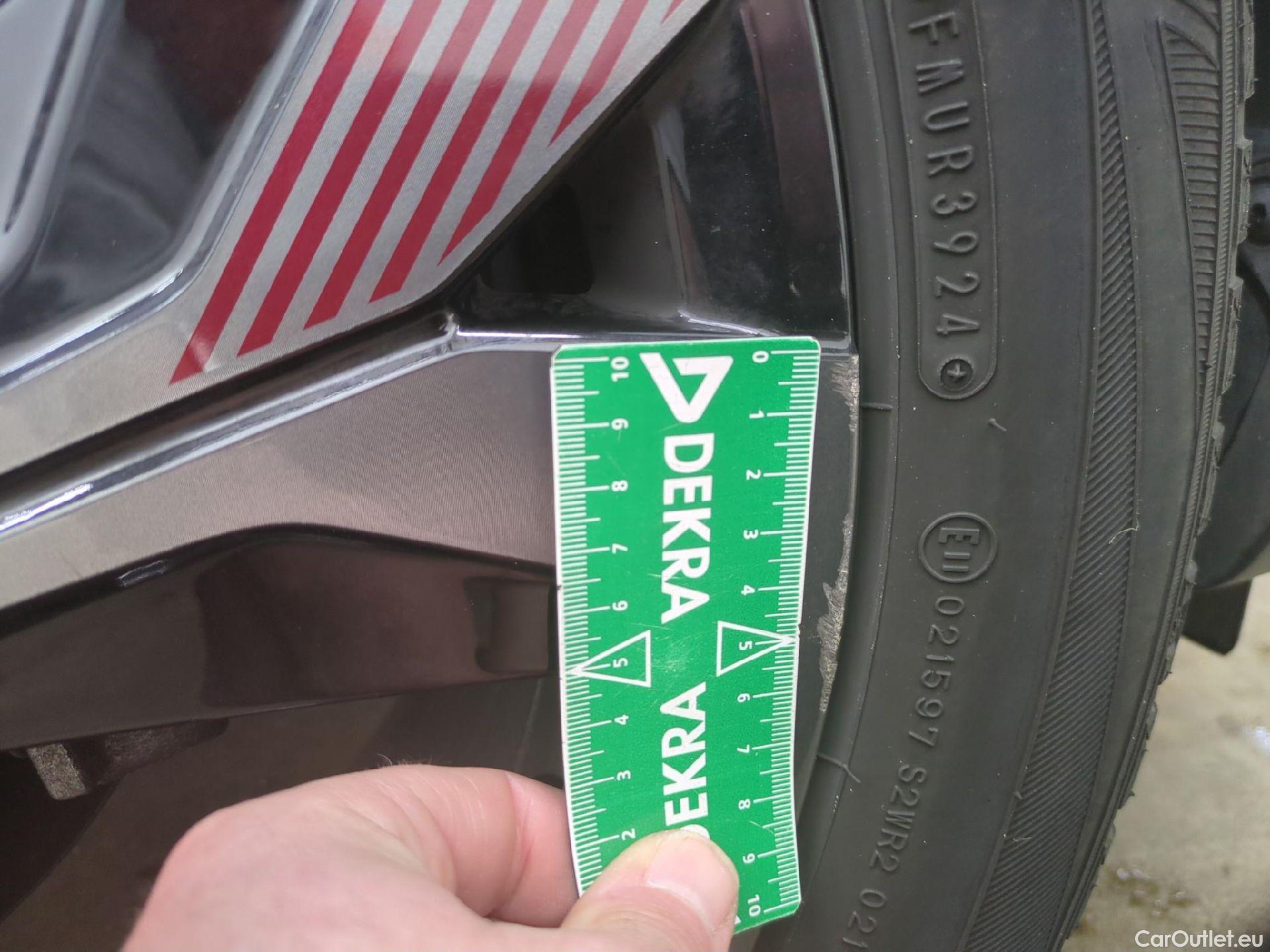  Renault  Arkana RENAULT  / 2021 / 5P / SUV R.S. Line TCe 160 EDC FAP - 21B #5