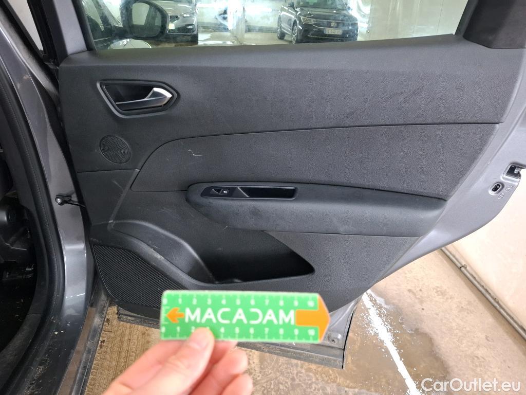  Renault  Arkana RENAULT  / 2021 / 5P / SUV Business TCe 140 EDC #13