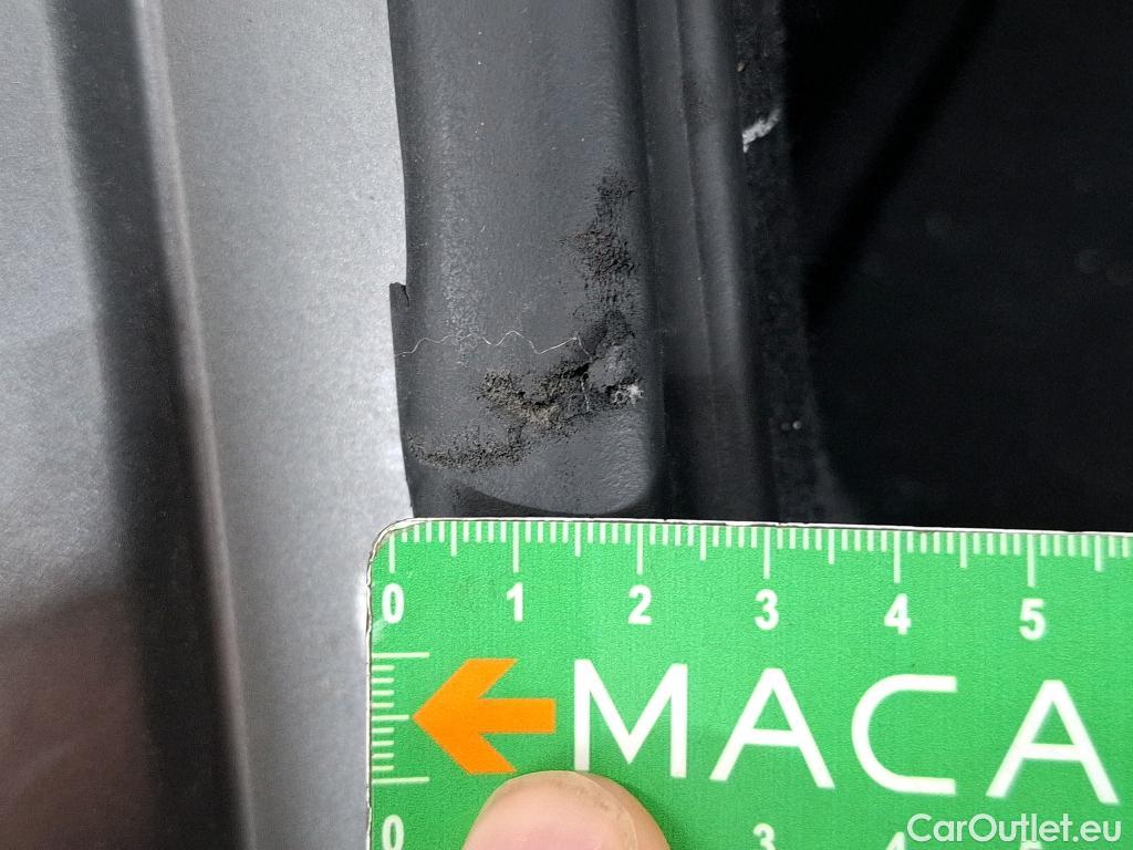  Renault  Arkana RENAULT  / 2021 / 5P / SUV Business TCe 140 EDC #18