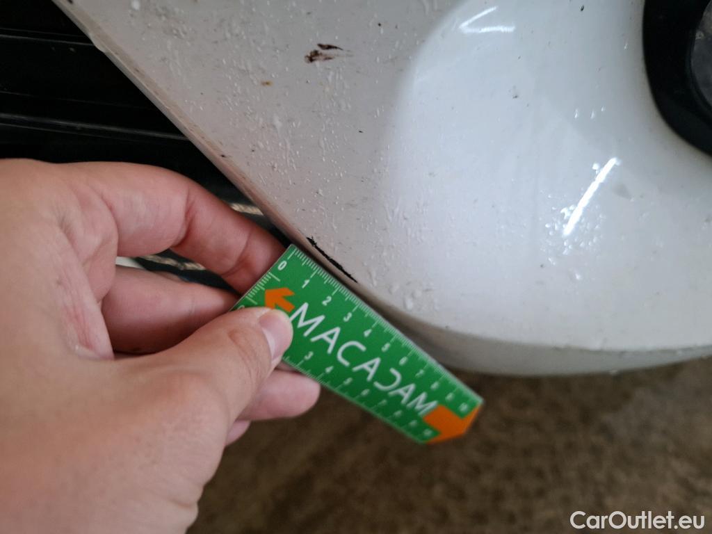  Toyota  Yaris TOYOTA  Hybride / 2017 / 5P / Berline 1.5 VVT-I HYBRID France Business #17