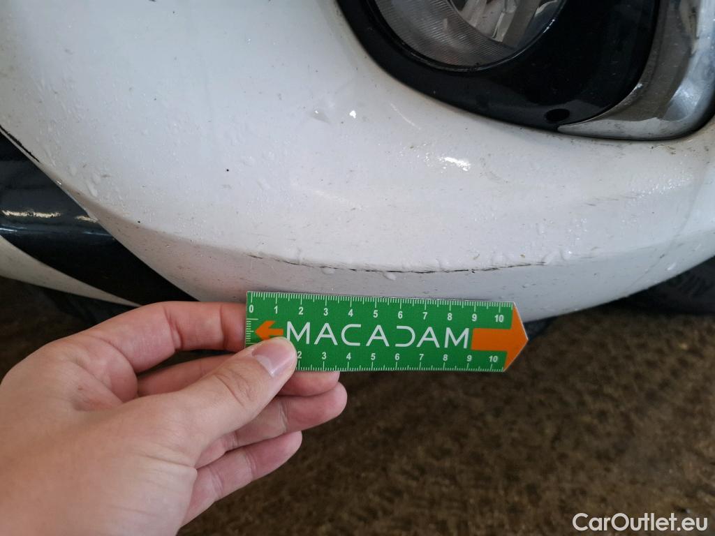  Toyota  Yaris TOYOTA  Hybride / 2017 / 5P / Berline 1.5 VVT-I HYBRID France Business #18