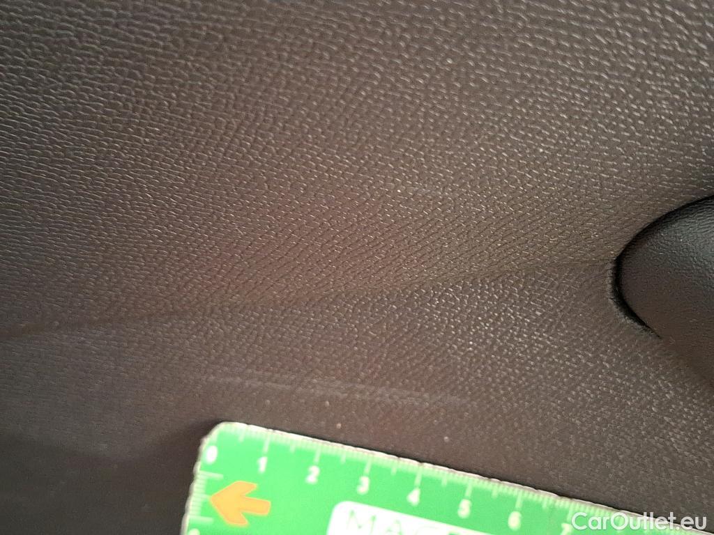  Citroen  C4 CITROEN  X / 2022 / 4P / Berline PureTech 130 S&S EAT8 Feel Pack #18