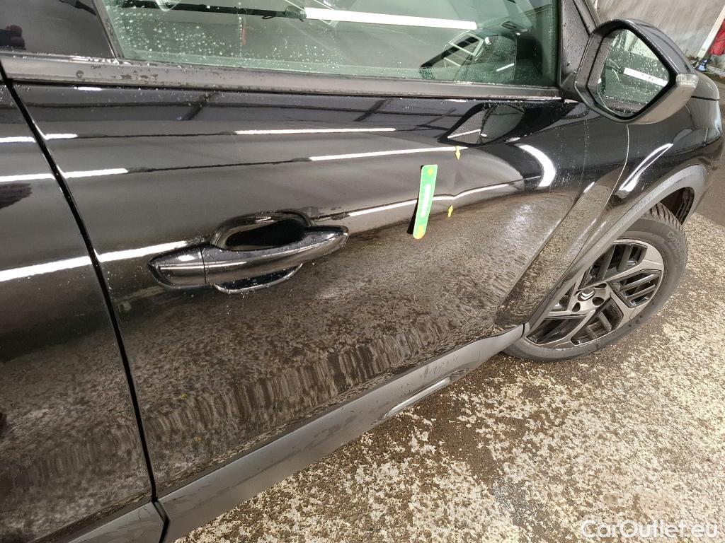  Citroen  C4 CITROEN  X / 2022 / 4P / Berline PureTech 130 S&S EAT8 Feel Pack #6