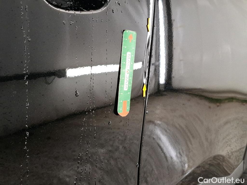  Citroen  C4 CITROEN  X / 2022 / 4P / Berline PureTech 130 S&S EAT8 Feel Pack #5