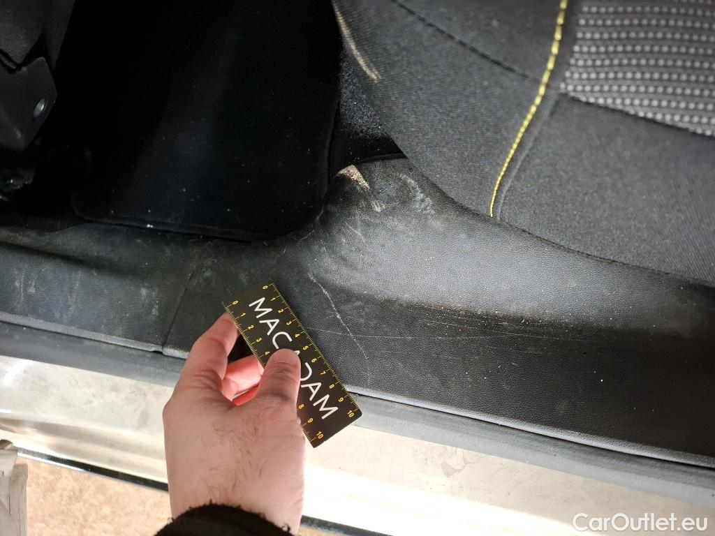  Citroen  C3  Feel 1.2 PureTech 80CV BVM5 E6d #10